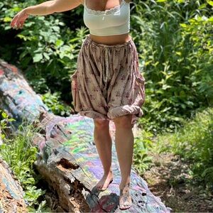 Magnolia Pearl Gertie Pants Pink Rose Floral